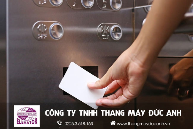 thẻ từ thang máy dùng để kiểm soát thang máy