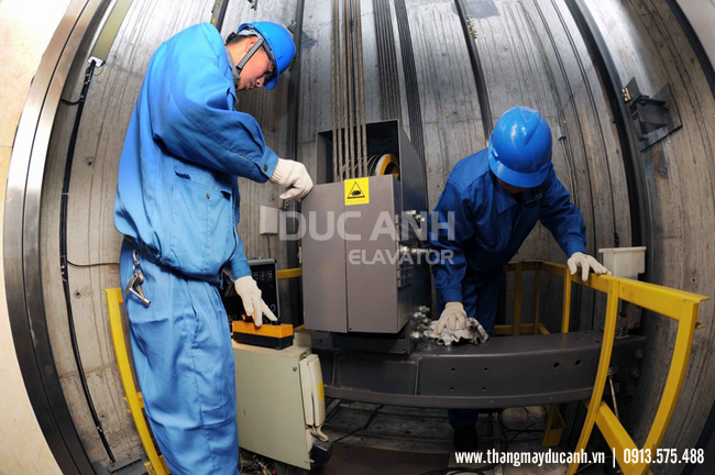 bảo trì thang máy định kỳ