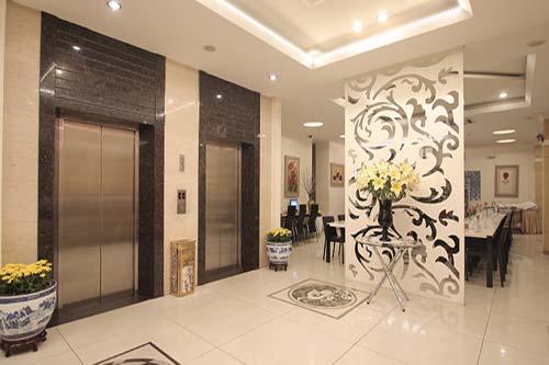 Thang máy khách sạn đẹp