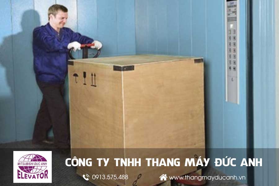 thang máy tải hàng